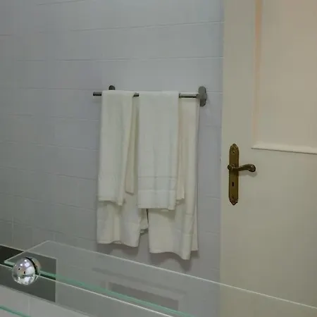 Lugar Dos Avos - R/c דירה *